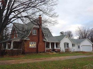 7490 Garfield Rd, Freeland, MI 48623