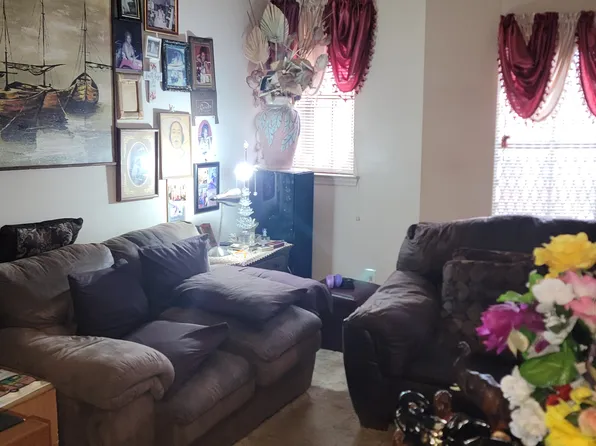 472 Bainbridge Street 4A image 1 of 9