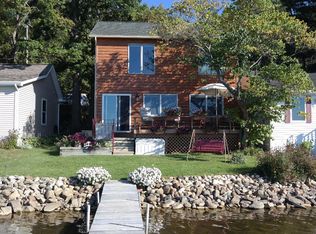 7331 Webbs Shore Dr, Gregory, MI 48137