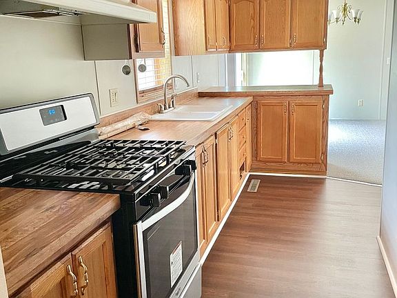 3rd image of 3313 E 34th Ave