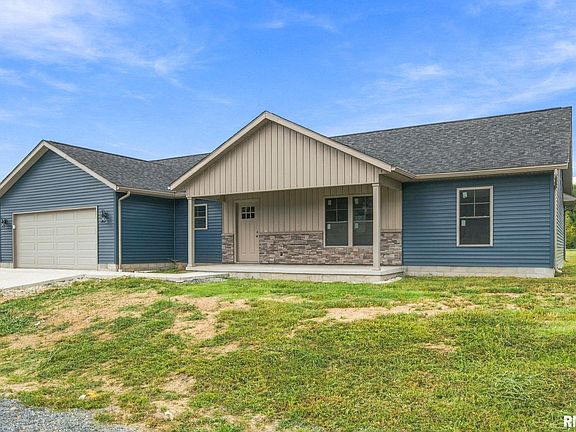 2nd image of 658 Copper Creek Ln