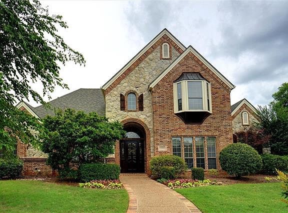 4th image of 1101 Merlot Dr