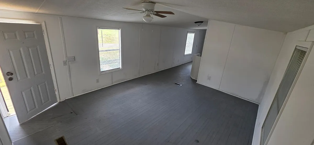 Building Photo - 8364 Cedar St #12