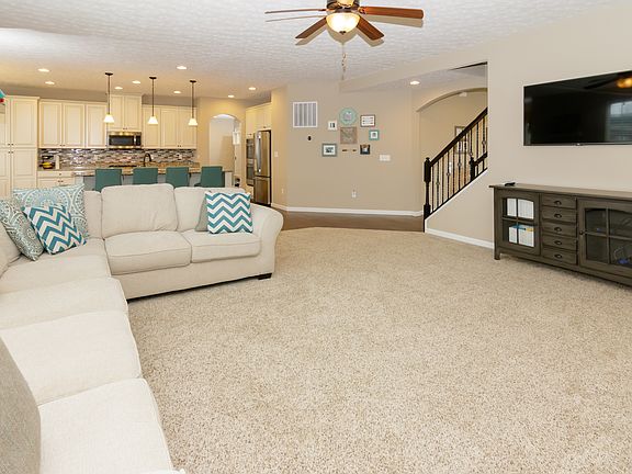 2nd image of 5672 Grace Ct