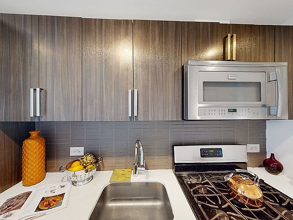 5th image of 1215 Broadway APT 217