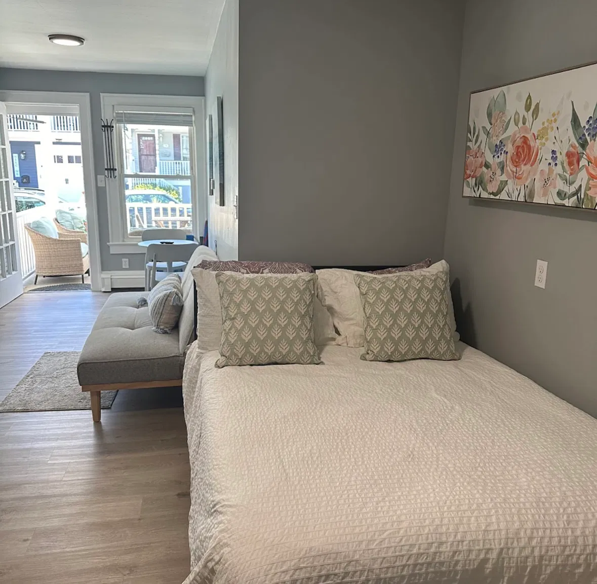 29 Webb Ave — Photo 3
