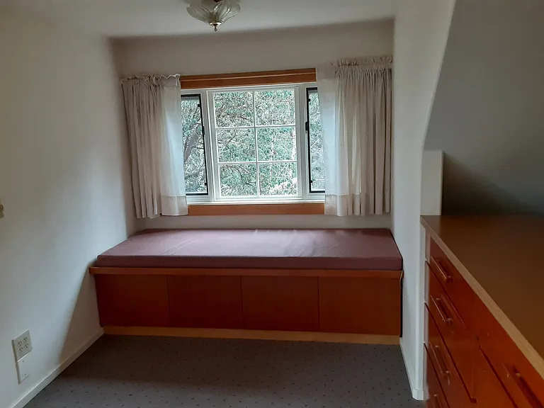 Raven Rd — Photo 14