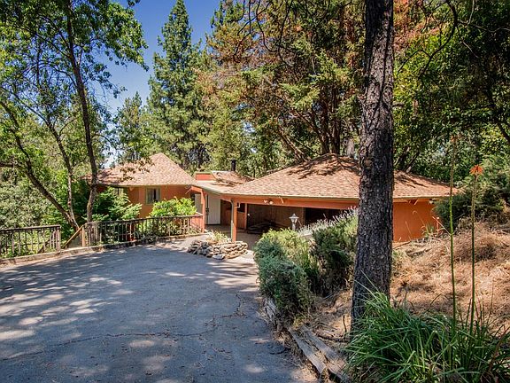 2nd image of 1836 Coyote Creek Ct