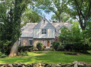 121 Victory Blvd, New Rochelle, NY 10804