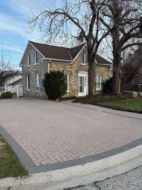 1st image of 469 Princes St S