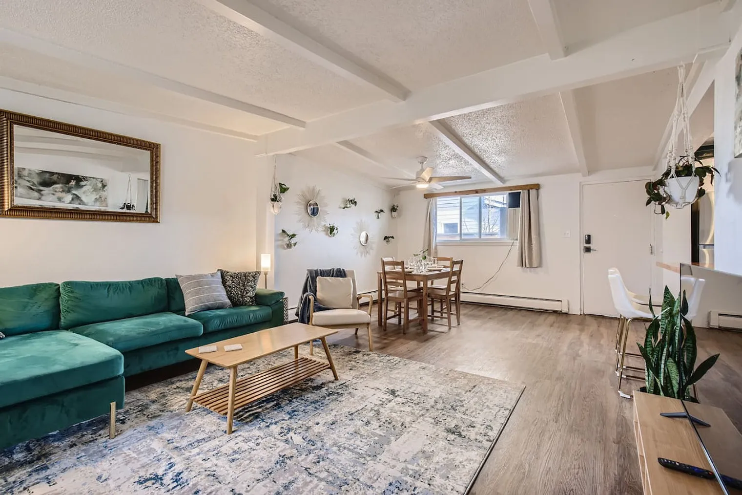 2 bed, 1.0 bath, 850 sqft, $2,746 — Photo 4