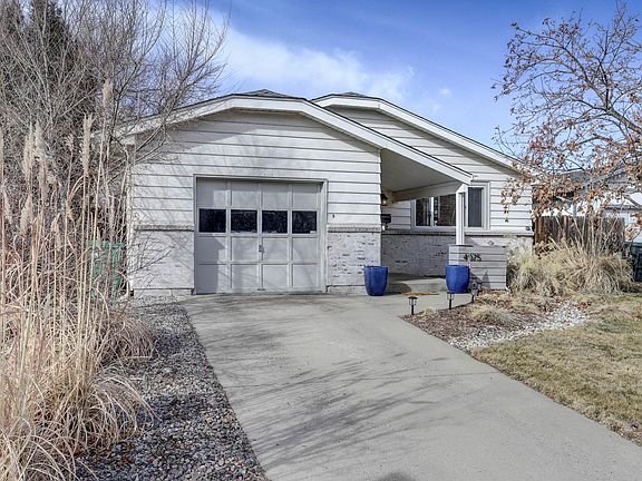 Oversized 1-car attached garage. Great for keeping cars out of the elements and additional storage / workshop area.
