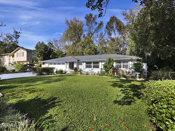 2nd image of 5575 JACKSON Avenue