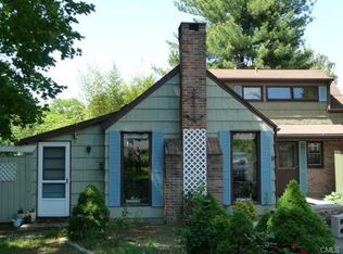 17 Emerson St, Norwalk, CT 06855