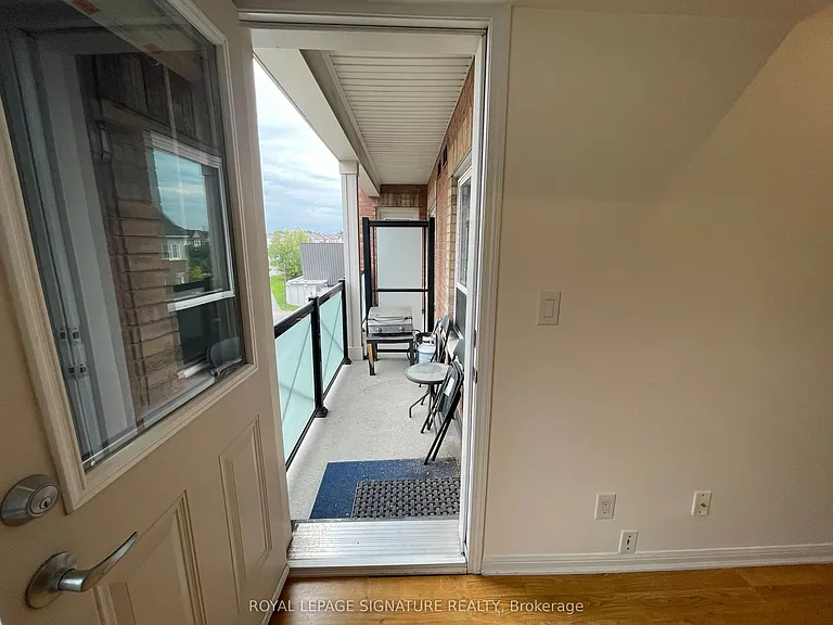 10 Mendelssohn St #327 — Photo 15