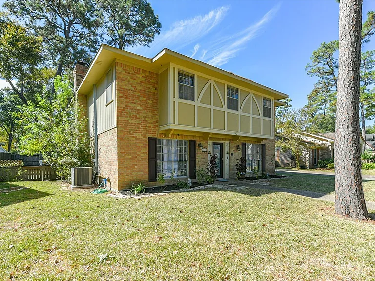 3728 Autumn Ln — Photo 2