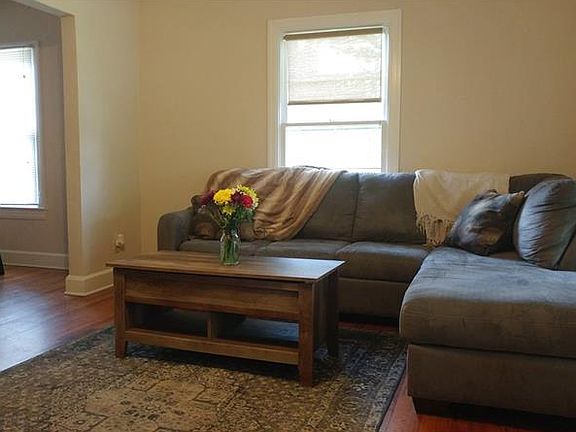 2nd image of 6016 Orange Blossom Ave