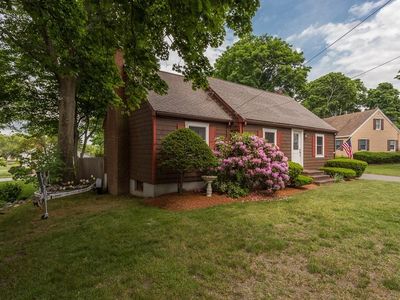 76 Collins St, Danvers, MA, 01923