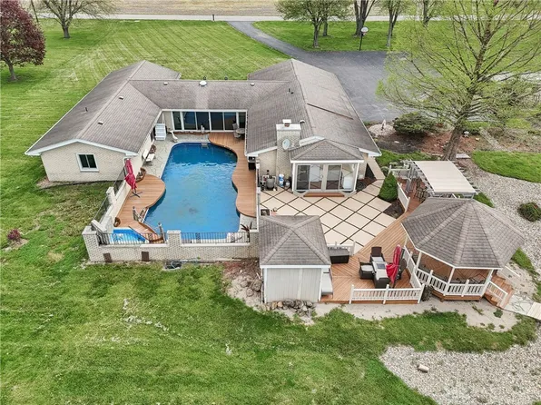 871 Van Eaton Rd, Xenia, OH 45385