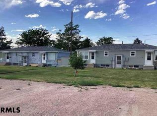 809 S Elm St, Kimball, NE 69145