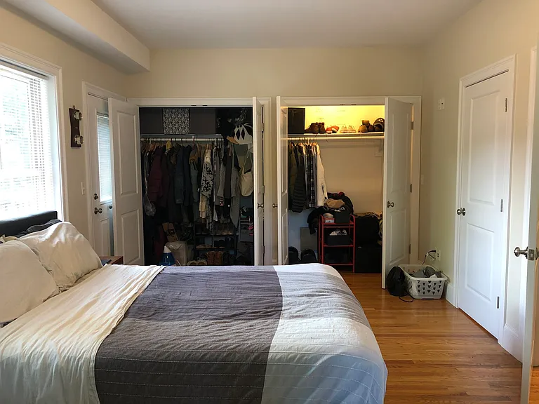 340 Gallivan Blvd #1 — Photo 10