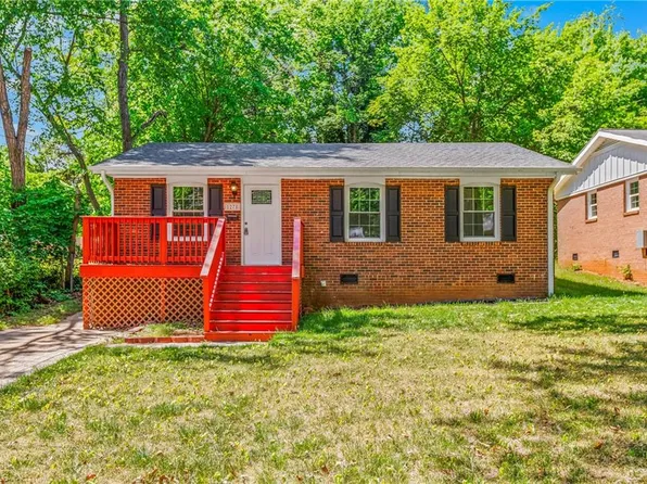 1278 Tredwell Dr, Winston Salem, NC 27103