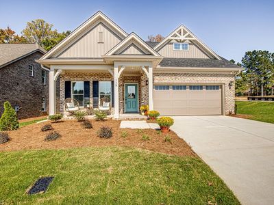 113 Castle Pond Dr, Winston Salem, NC, 27107