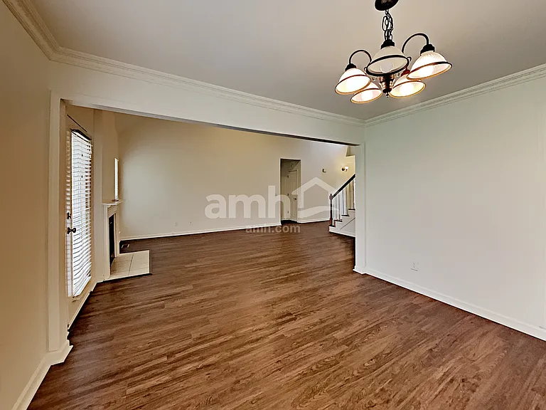 1914 Amacher Dr — Photo 8