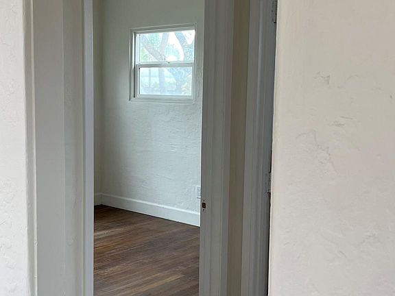 2nd image of 2379 McKnight Dr