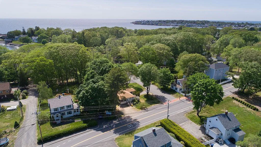 2 bed, 784 sqft, $2,500 — Photo 2