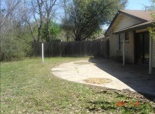 1831 Exeter St, Irving, TX 75062