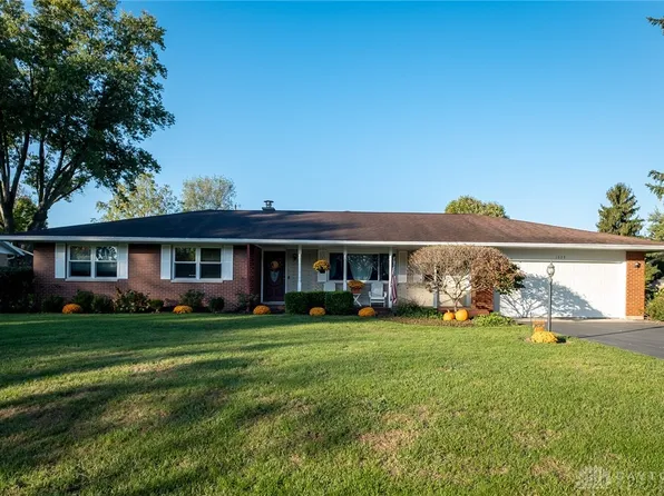 1029 Lark Ln, Xenia, OH 45385