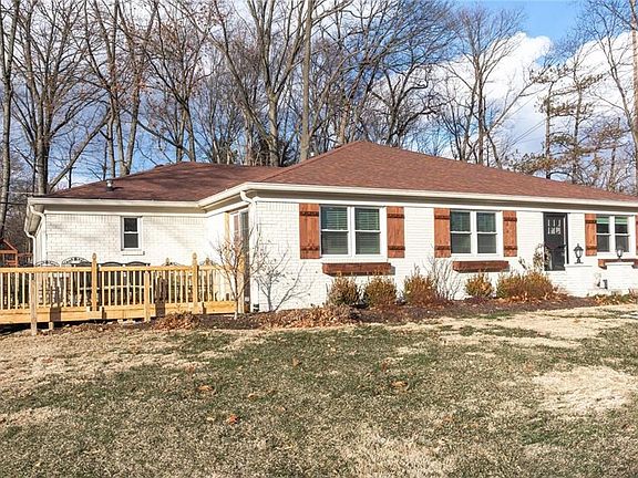 3rd image of 4730 Cranbrook Dr