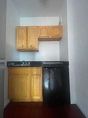 5th image of 359 Greene Ave #7A
