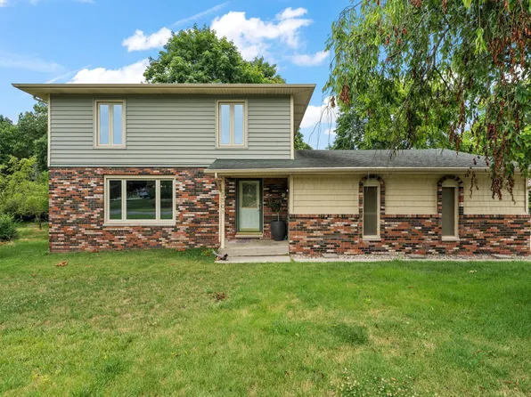 5501 W 154th Ct, Lowell, IN 46356