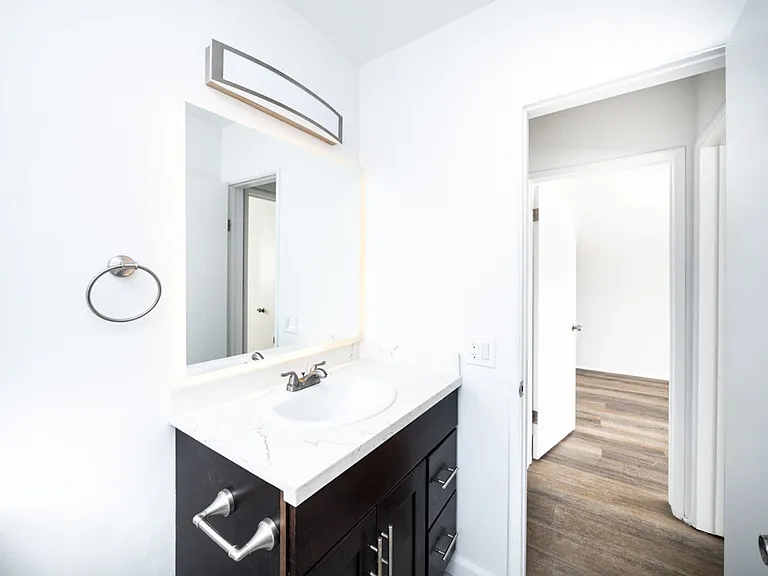 336 S. Alexandria Ave — Photo 30