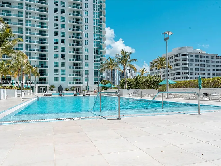 950 Brickell Bay Dr #3010 — Photo 7