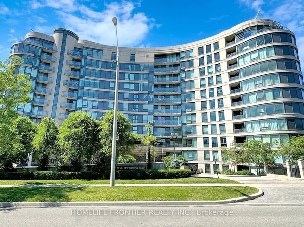 18 Valley Woods Rd #716, Toronto, ON M3A 0A1