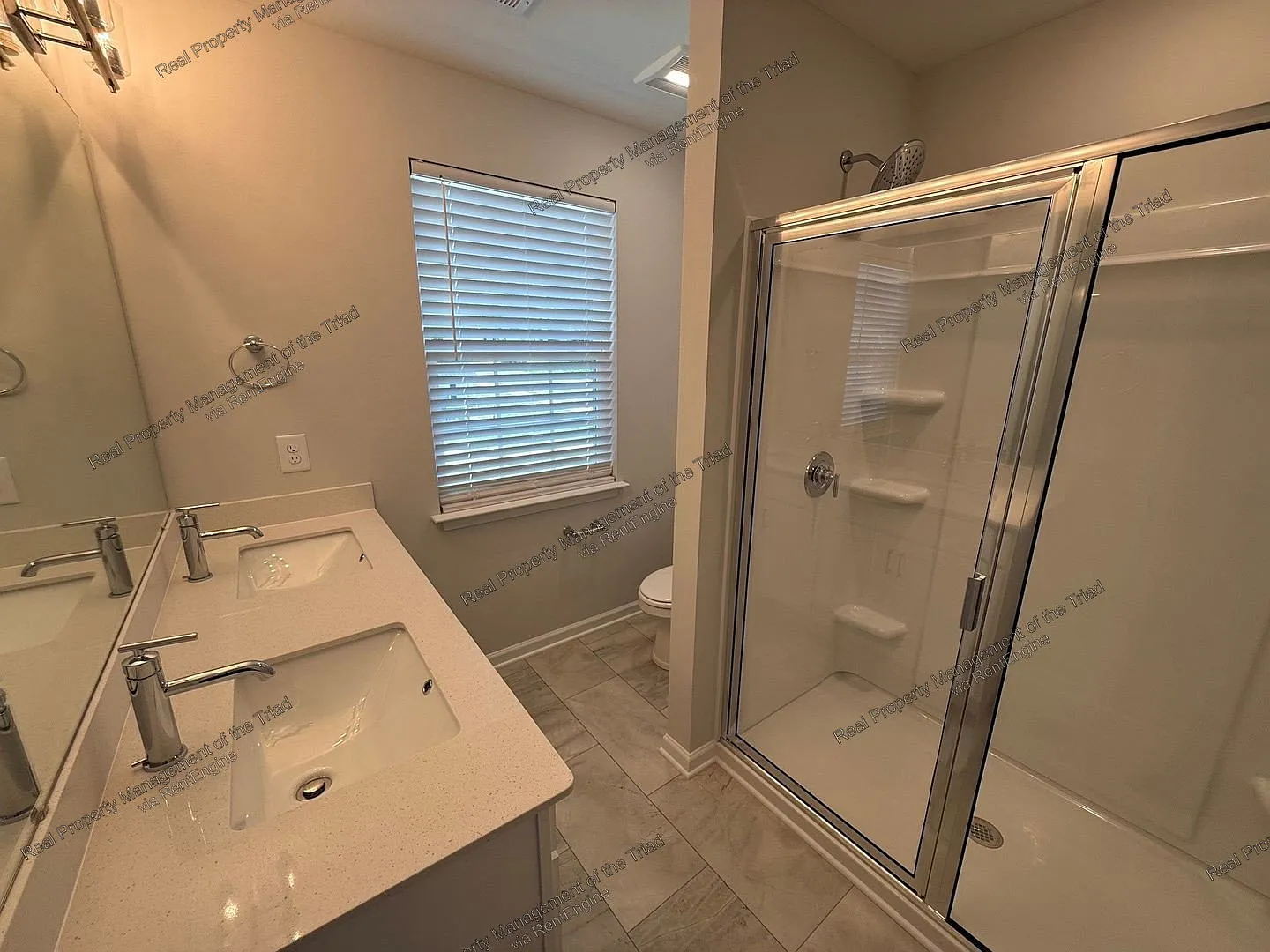 3 bed, 2.5 bath, 1618 sqft, $1,995 — Photo 4