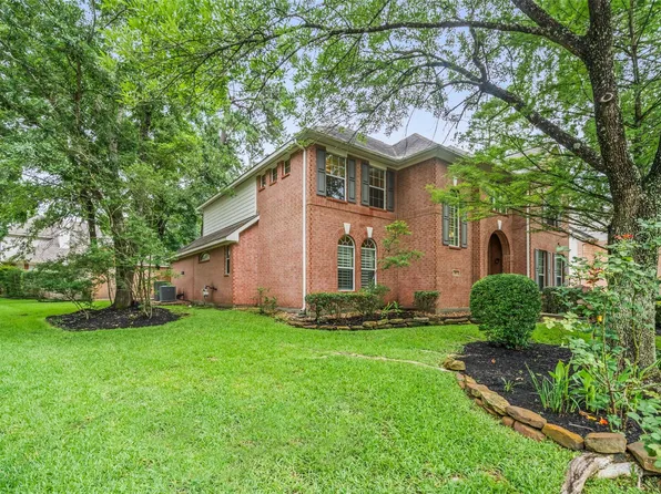 10 Dove Trace Cir, Spring, TX 77382
