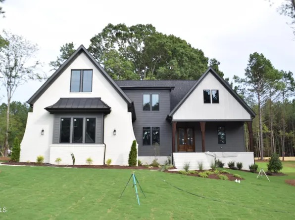1208 Red Cedar Ct, Youngsville, NC 27596
