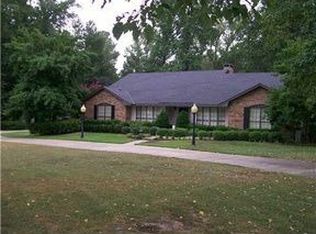 8375 N Park Ln, Shreveport, LA 71107