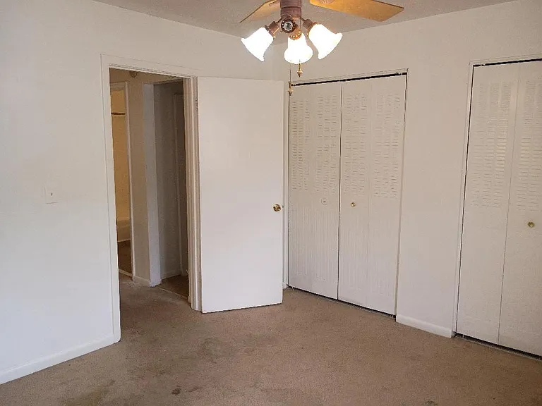 662 Jolly Ave S #8 — Photo 4