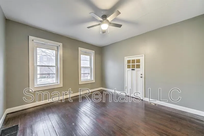 1 bed, 1.0 bath, 500 sqft, $999 — Photo 4