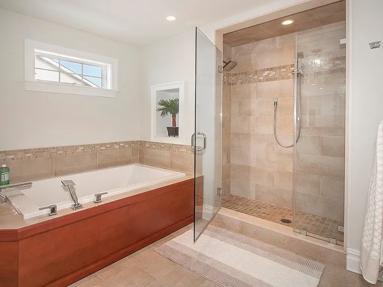 8510 Fulton Ave — Photo 16