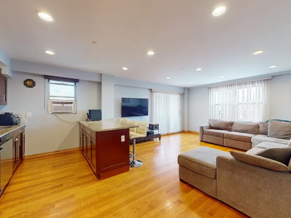 3015 Brighton 6th Street image 21 of 31