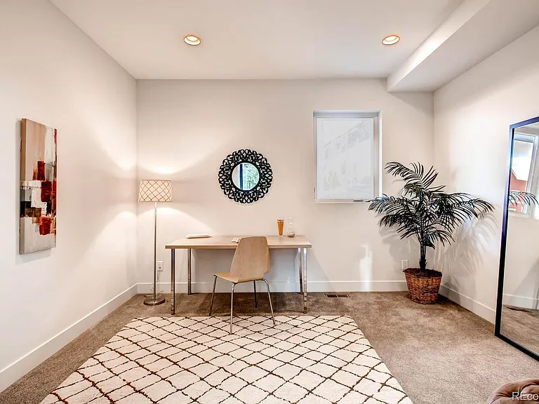 2730 Decatur St — Photo 13