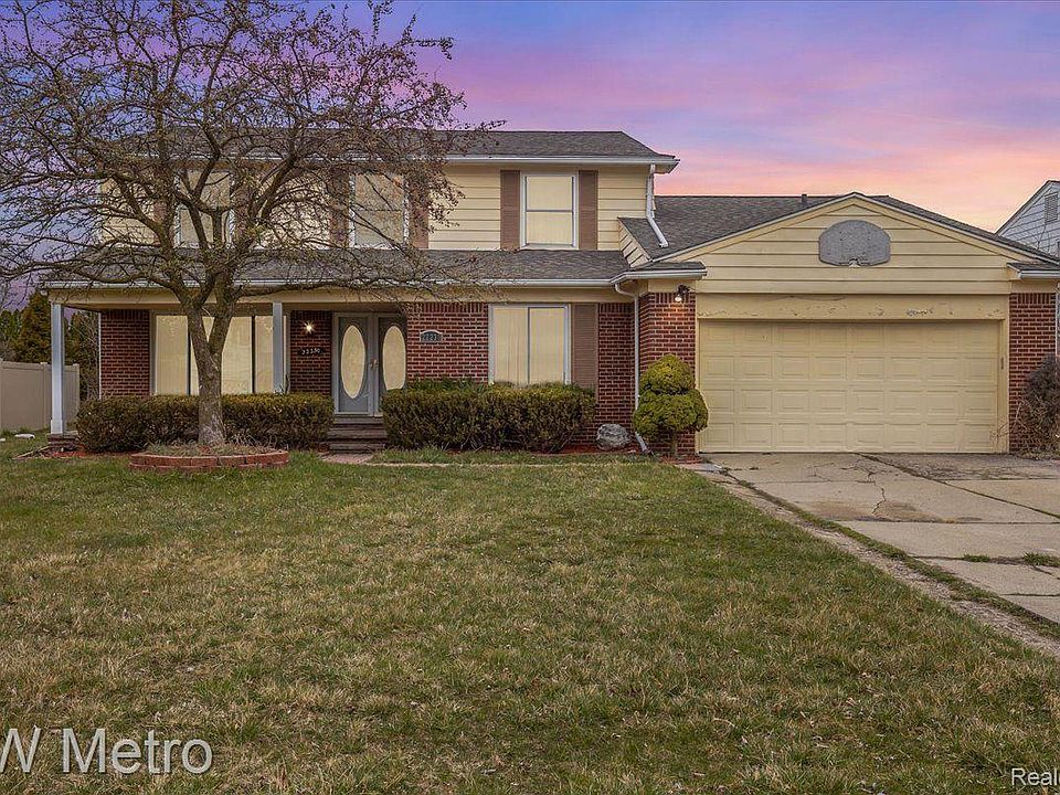 1st image of 22230 Ivanhoe Ln