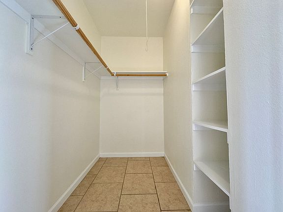 4th image of 501 W Louisiana Ave #207