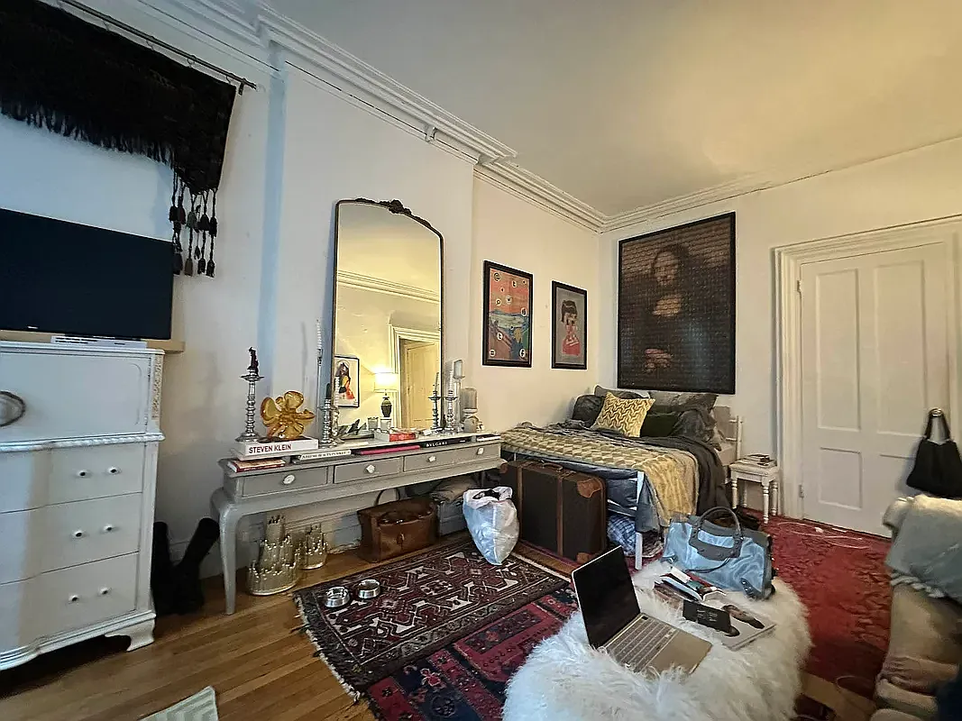 144 West 16th Street — Photo 3